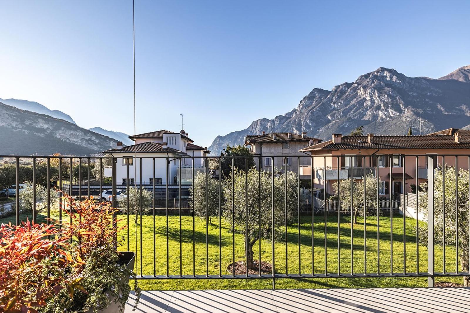 Ferienwohnung Elvy Garda Living Garden Riva del Garda Exterior foto